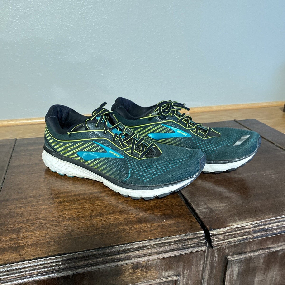 Brooks Ghost 12 Mens sz 12 D Green/Volt/Black/White | eBay