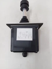 MCH22BB1042 Danfoss EDC Control Handle/Danfoss 12v Top/Mount