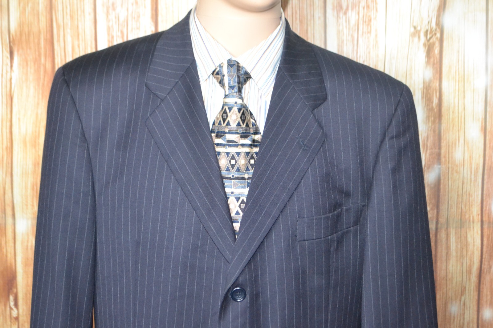 Hugo Boss Men Super 100s Black Pinstripe 3 Front Button Suit Sz 42L Wst 36x32 thumbnail 4