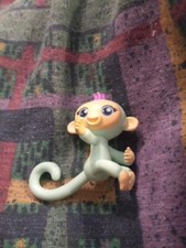fingerlings lot.