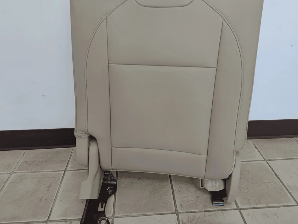 Cubierta trasera de asiento lateral derecho del pasajero Acura MDX 2014-2020 3 filas OEM Foto 2 de 4