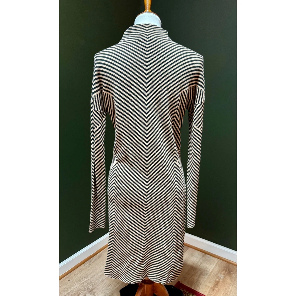 Vestido midi manga larga cuello falso Cynthia Rowley Chevron para mujer talla M Foto 2 de 4