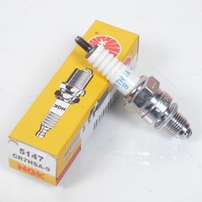 Bougie d'allumage NGK pour Scooter Honda 50 Nsc Vision R 4T 2013 à 2016 CR7HSA-9