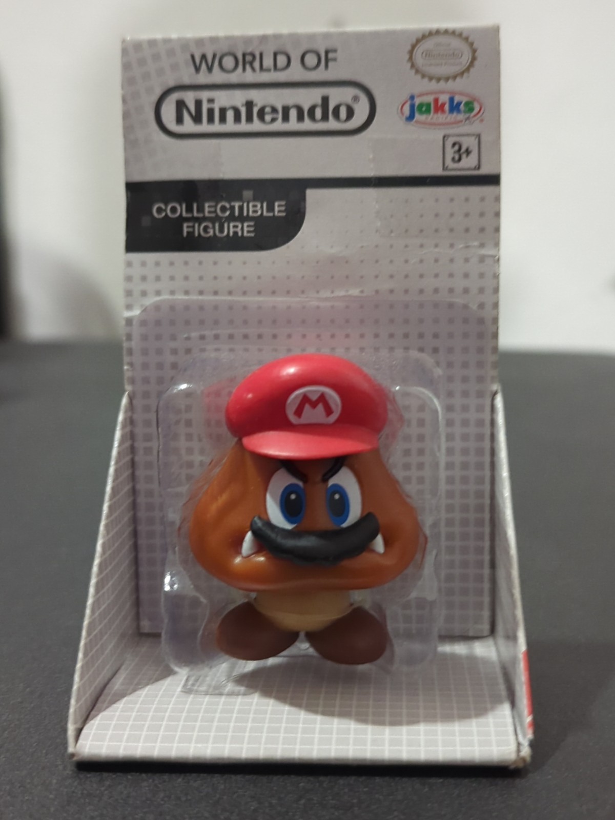 NEW World of Nintendo CAPTURED GOOMBA Jakks Pacific 2.5" Collectible Figure NIB