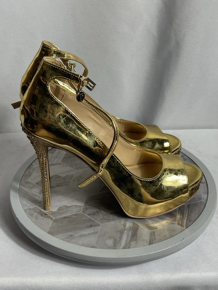 Zapatos de tacón Thalia Sodi dorado 5" Stilito adornados con correas para el tobillo ¡Talla 9,5! Foto 2 de 4