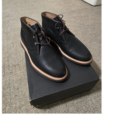 UGG Black Leather Chukka Lace Up Boots Men