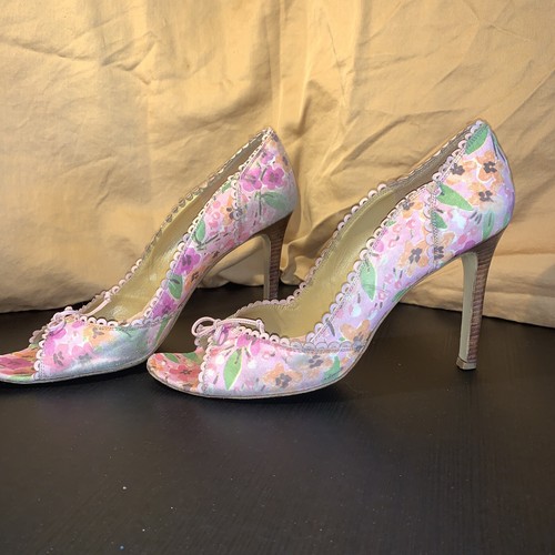 Valentino Garavani Womens Heels Floral 