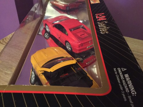 Maisto 1/24 Series Mercedes SLK 1997 & Ferrari F355 Car Models. Collectible. - Picture 5 of 12