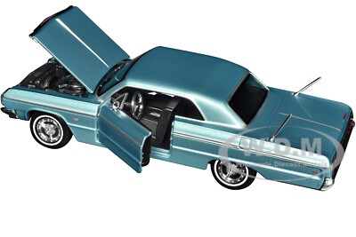 1964 CHEVROLET IMPALA SS BLUE 1/26 DIECAST MODEL CAR BY MAISTO