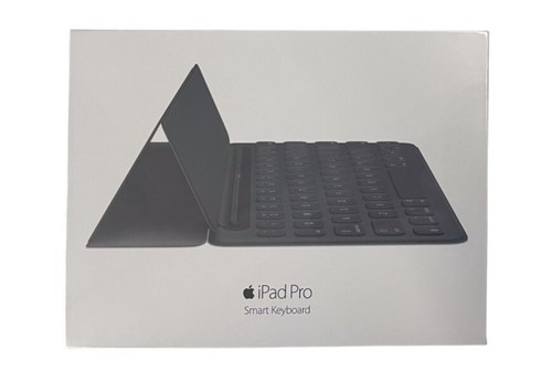 NEW SEALED Apple Smart Keyboard Folio Cover Case for iPad Pro 9.7" 1st/2nd Gen - Picture 4 of 5
