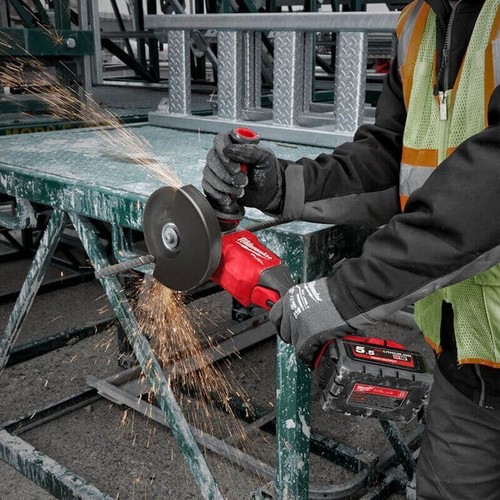 Kit avviamento batteria Milwaukee M18HNRG-552 ALTA POTENZA 5,5ah 2 x 5,5Ah - Foto 4 di 7
