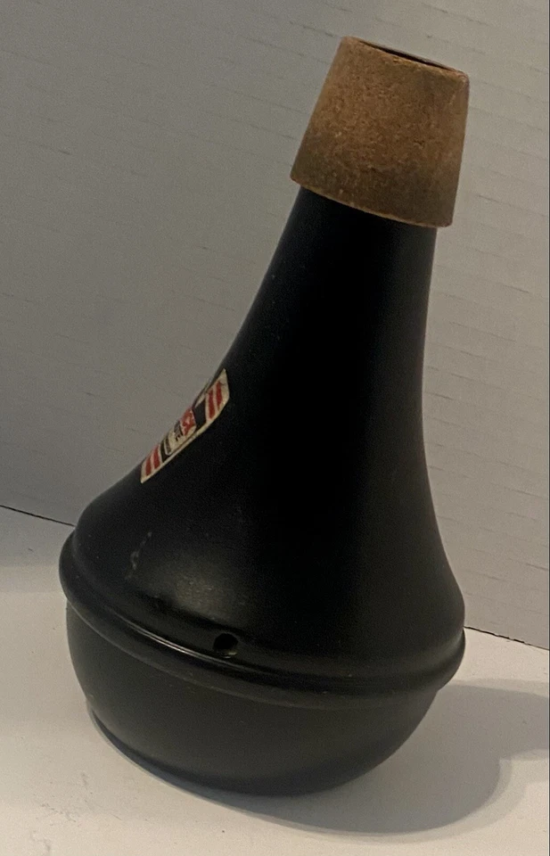 Trompeta muda de precisión Denis Wick usada Londres Foto 2 de 4