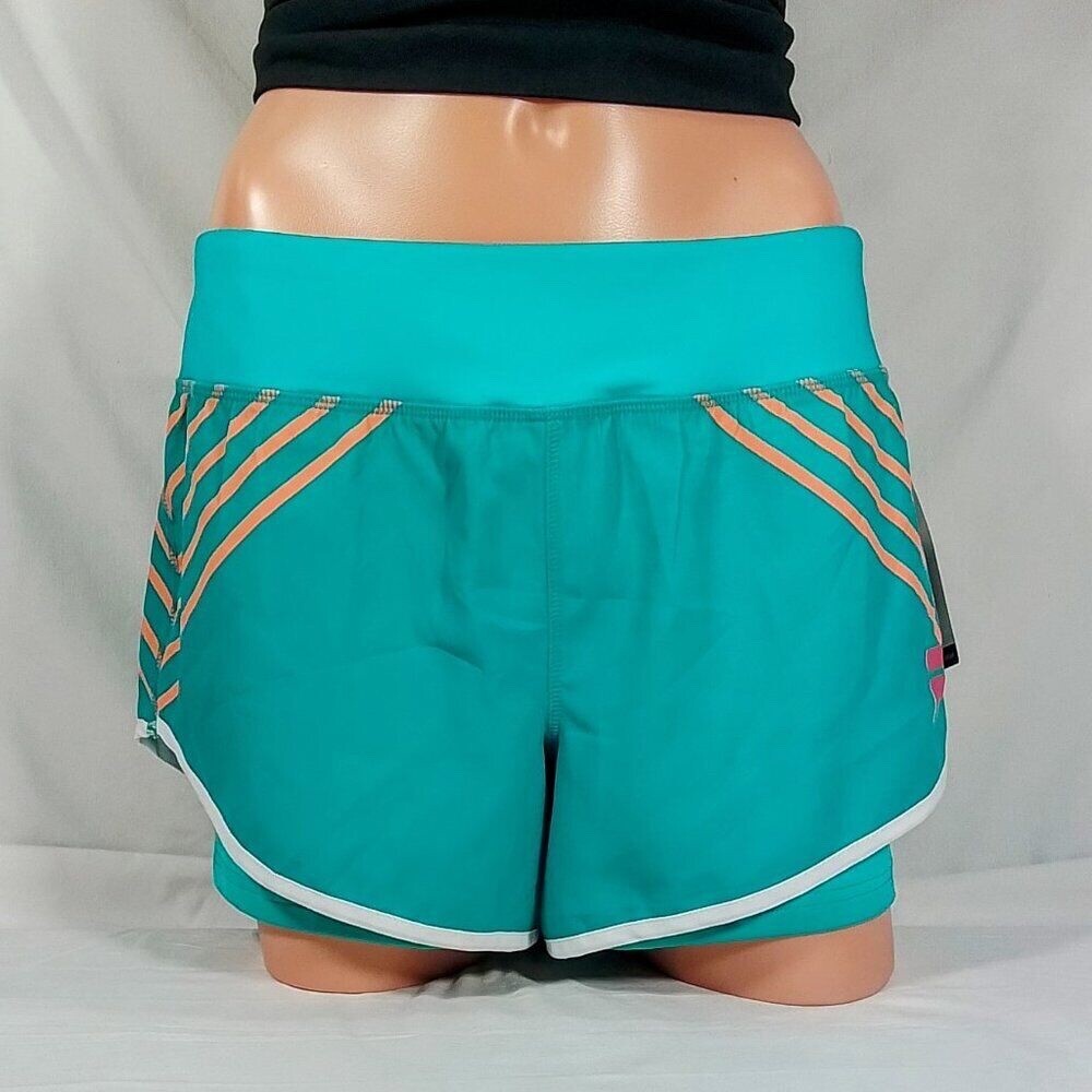 Pantaloncini donna Fila Bevans tessuto elasticizzato ceramica taglia XS NUOVI SENZA ETICHETTE A 48