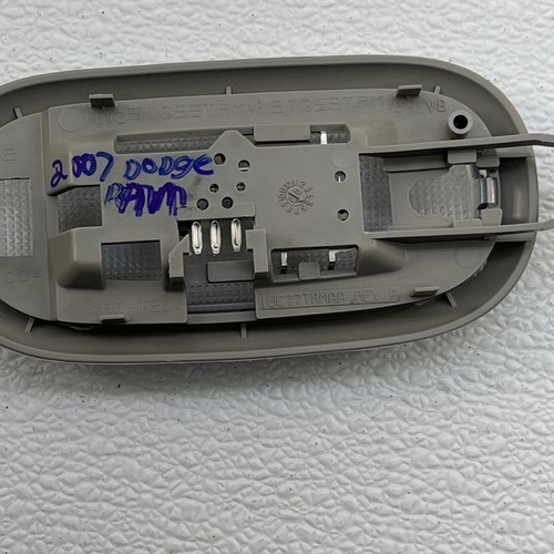 2004-2018 Dodge Ram 05-11 Dakota Jeep Interior Dome Map Light Lamp Genuine OEM - Picture 11 of 17