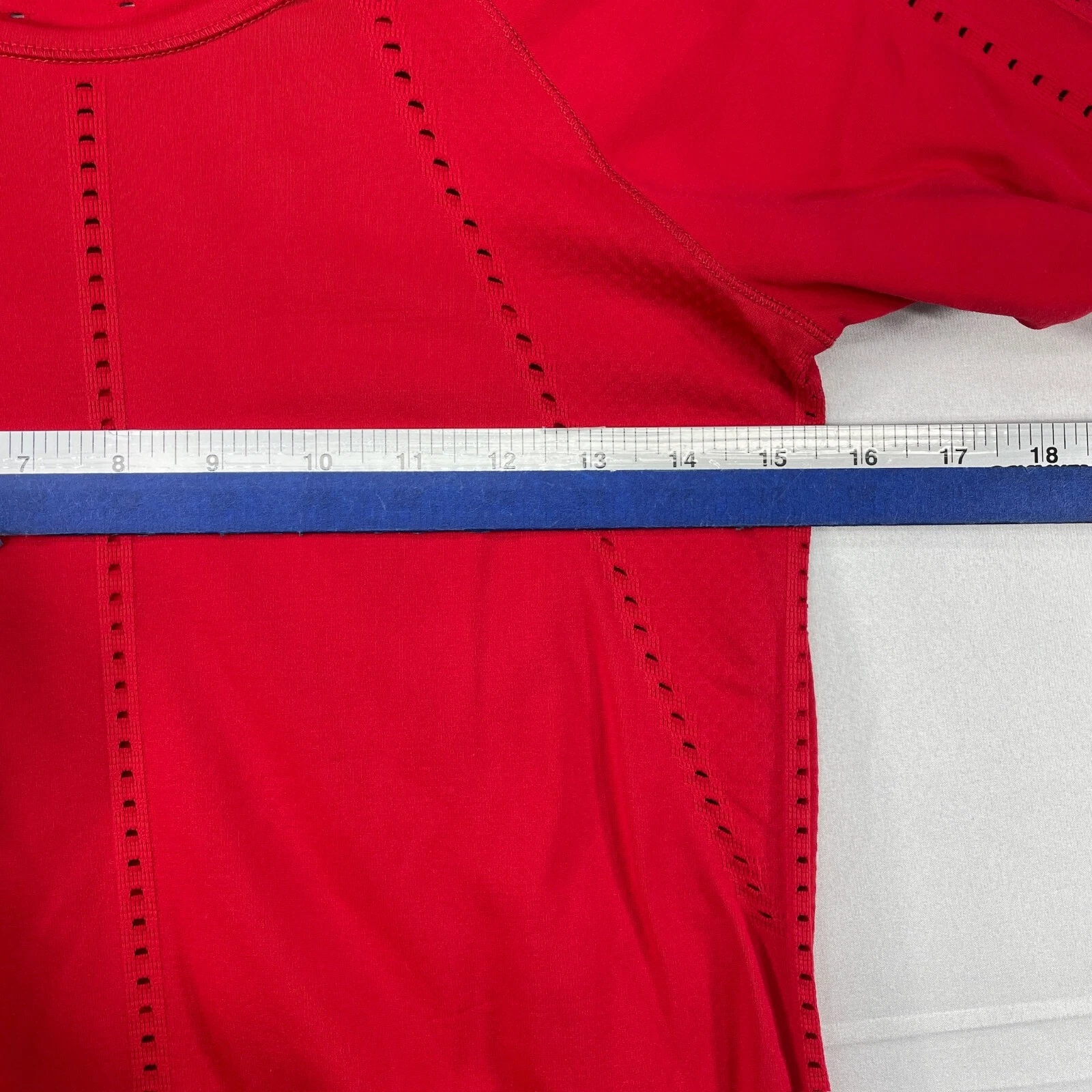 athleta workout long sleeve shirt