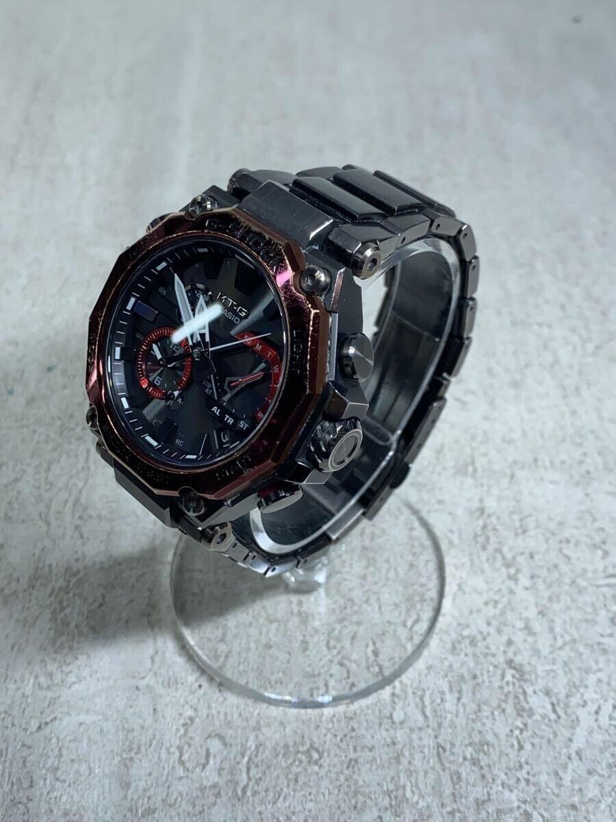 Casio G-Shock MTG-B2000BD-1A4JF Japanese Genuine Bluetooth Casio G-Shock MTG-B2000BD-1A4JF Japanese Genuine Bluetooth