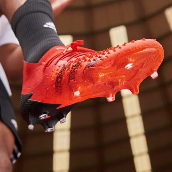 Crampons adidas PREDATOR FREAK.1 FG FY6256 noyau rouge noir solaire rouge US4H 1
