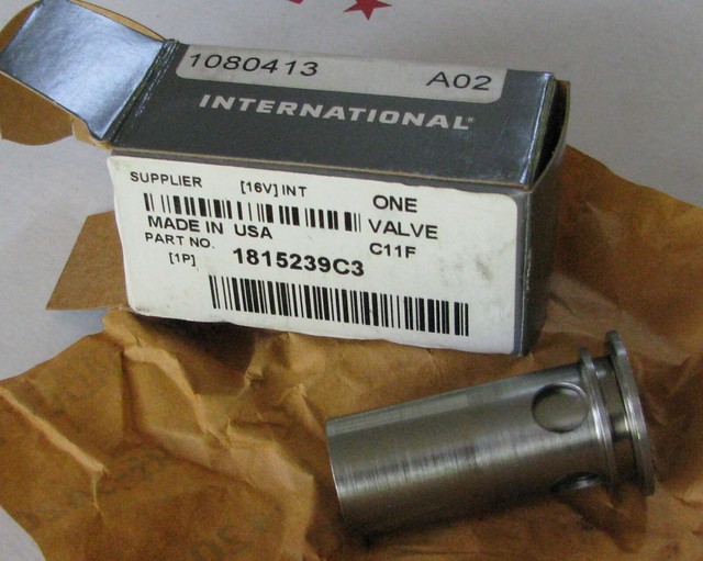 New Genuine International / Detroit Diesel Oil Pressure Regulator