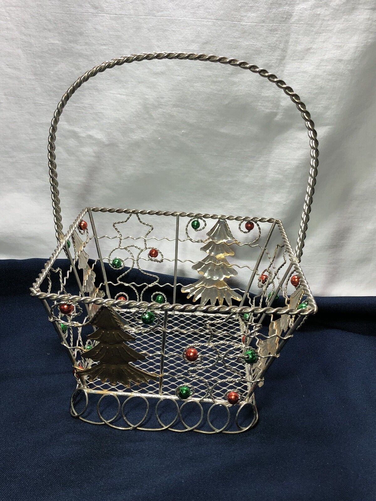 Picture 4 of 9