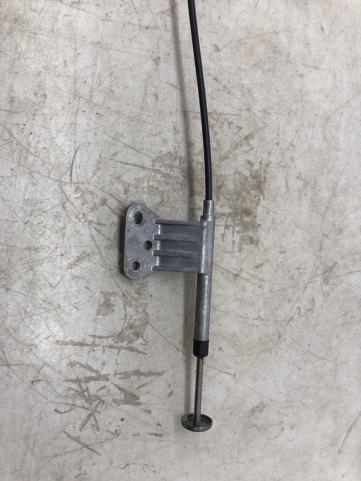 2016-2020 BENTLEY BENTAYGA TRANSMISSION EMERGENCY RELEASE CABLE 4M1713035C