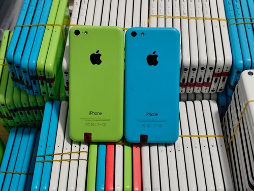 Original&90% N ew Apple iPhone 5c 8/16/32GB Facroty UNlocked for any carrier - 第 3/5 張圖片