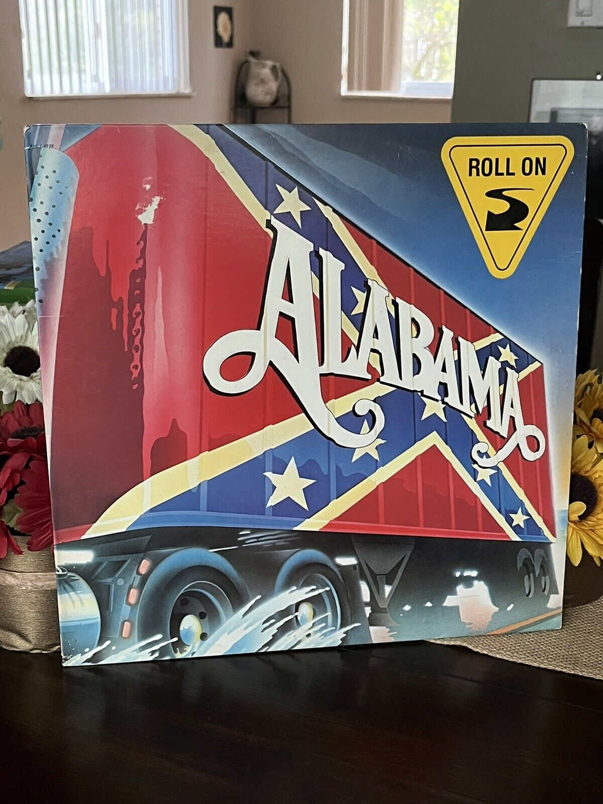 Alabama “Roll On” Vinyl 1984 RCA Records USED VERY GOOD Condition “40 Hr Week”