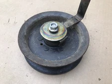 POULAN PRO RIDING MOWER 300EX            FLAT IDLER PULLEY 532196106        [5F]