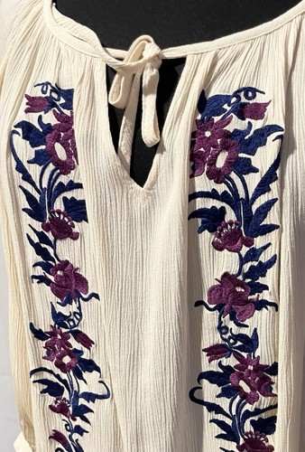 NWT Karen Kane Embroidered Cream Blouse with Purple Floral Design - Picture 3 of 4