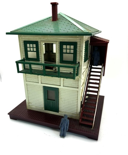 Lionel O Train No. 445 Lighted Operating Switch Tower w/Blue MovingFigures WORKS