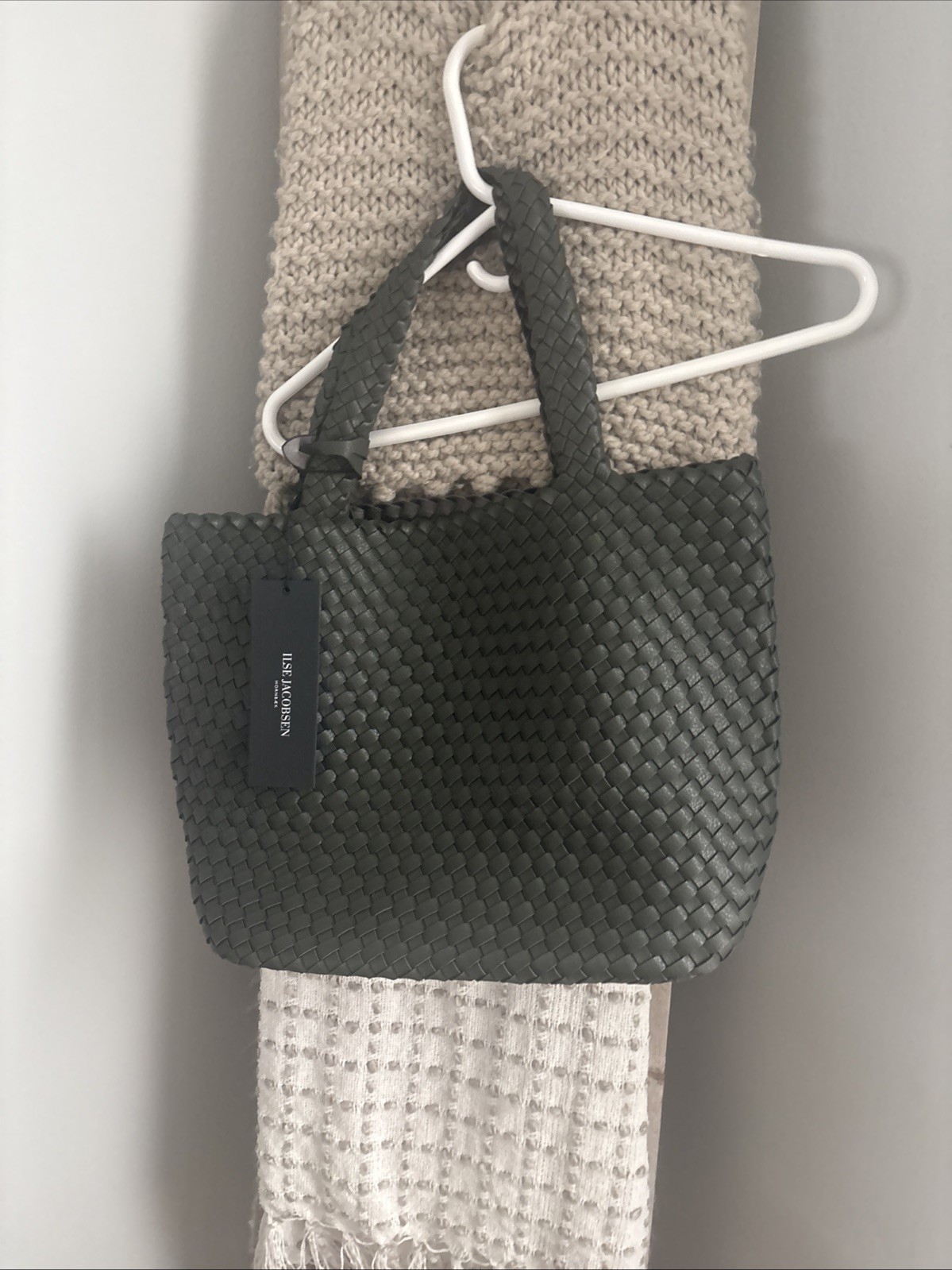 Ilse Jacobsen Woven Shoulder Bag Purse Leather Green Gunmetal