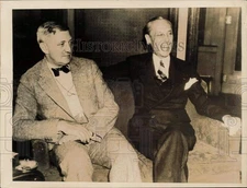 1937 Press Photo William S. Knudsen & Alfred P. Sloan of General Motors Corp.