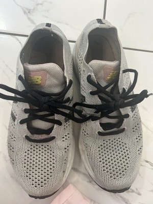 Women s New Balance Running Shoes Size 5-6