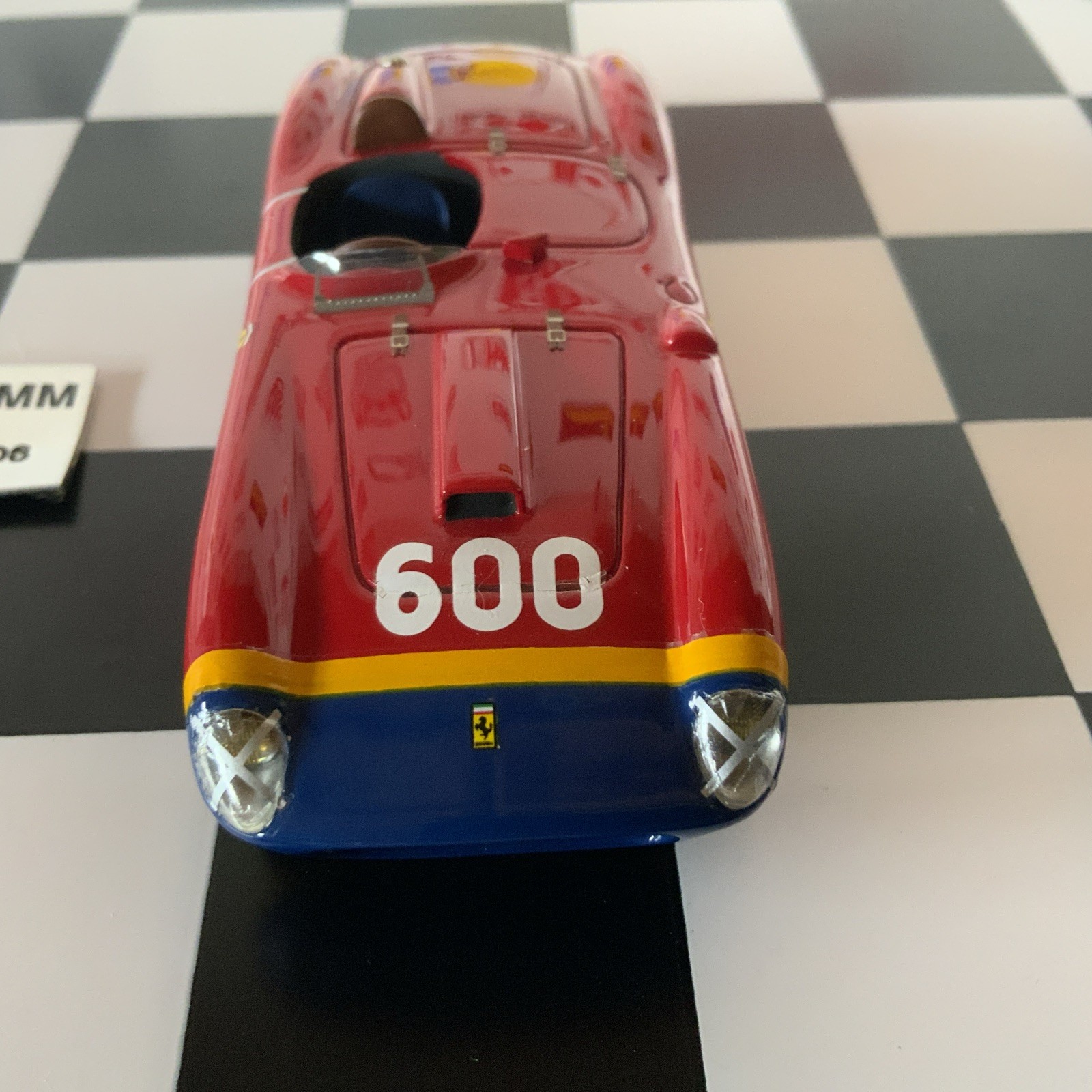 Foto 7 di 15