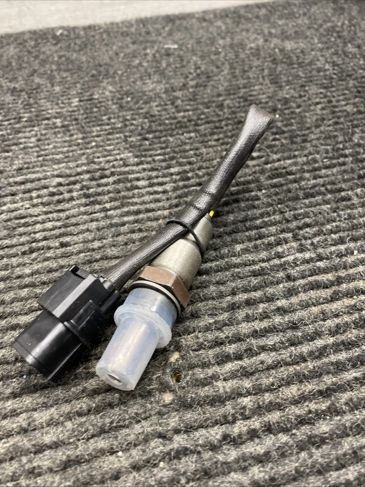 Bosch 18083 Oxygen Sensor Fits 2009-2020 Honda Pilot, 2009-2019 Honda Ridgeline - Image 4 of 4