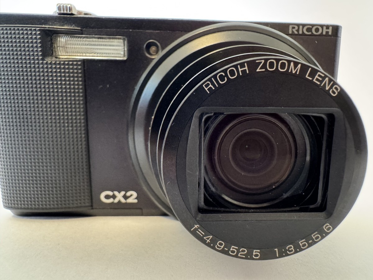 RICOH CX2 Compact Digital Camera From Japan in Good
