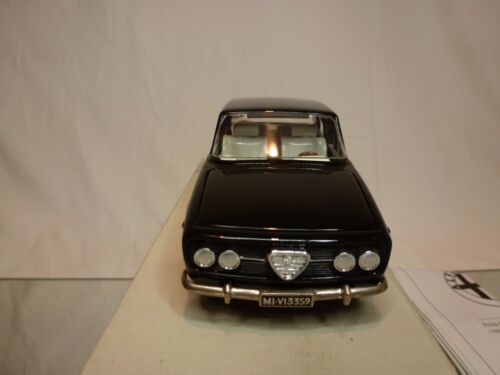TOGI 8/72 ALFA ROMEO 2000 BERLINA - BLACK 1:23 - GOOD CONDITION IN BOX - Bild 3 von 9