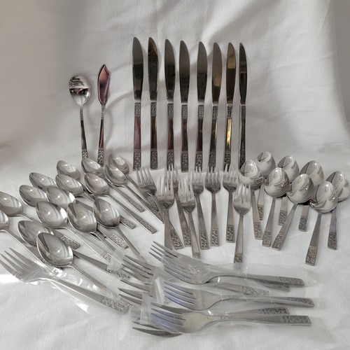 Custom Craft Stainless CUS3 Fleur de Lis Flatware Set SERVICE FOR 8 Taiwan 42 pc - Picture 2 of 21
