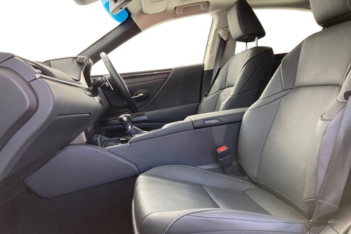 2021 Lexus ES 2.5 300h E-CVT Euro 6 (s/s) 4dr Auto Saloon Petrol/Electric Hybrid - Picture 9 of 20
