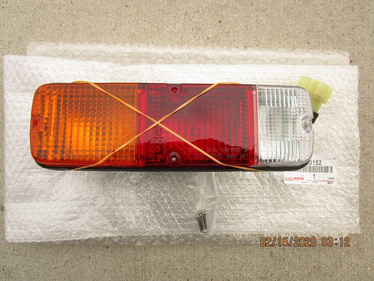 80 - 84 TOYOTA LAND CRUISER BJ40 BJ42 BJ45 REAR LEFT SIDE TAIL
