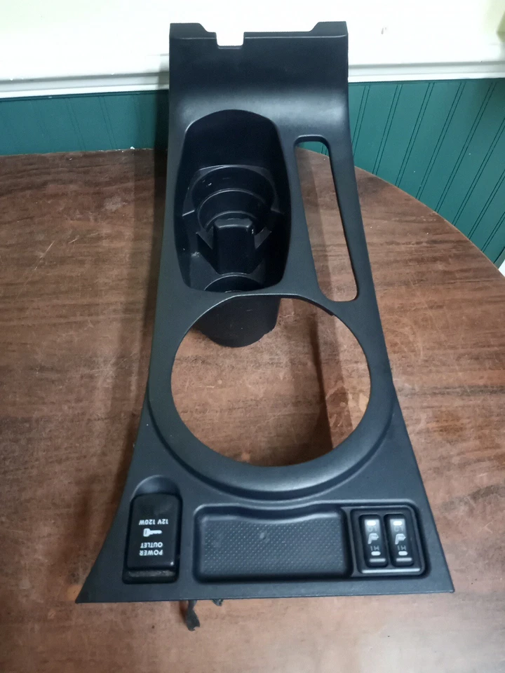 2006 三菱 GALANT GEAR SHIFTER CUP HOLDER CENTER BEZEL TRIM~B85 — 第 2/4 张图片