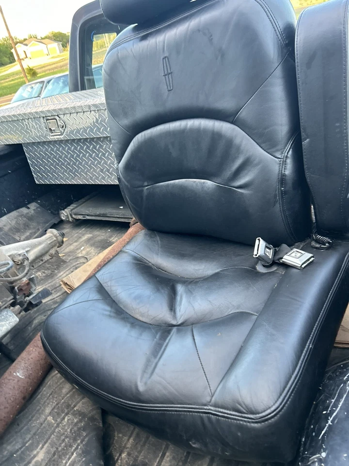 1995 1996 年 1997 年林肯镇汽车 Grand Marquis 黑色座椅套装带轨道前后 — 第 2/4 张图片