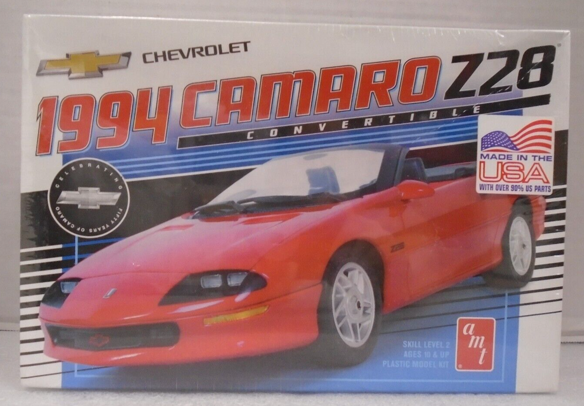 AMT 1030/12 1994 CAMARO Z28 CONVERTIBLE MODEL KIT 1/20 SCALE NEW