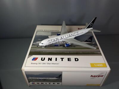 Herpa 561037 United Airlines Star-Alliance 1:400