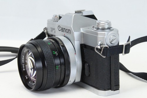 Canon FTb QL SLR Camera Lens Vivitar 28mm Wide Angle Tested Working & Clean - Picture 4 of 23