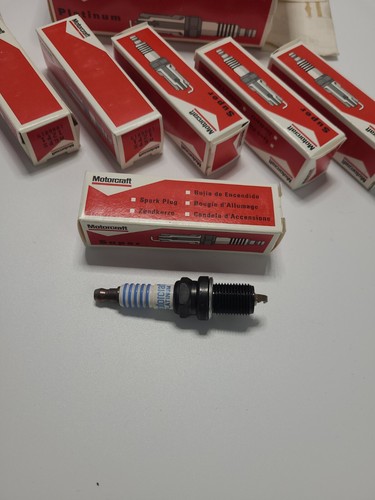 6x Original Ford 1086019 95WF12405BB Spark Plug Transit Galaxy mk1 New - Picture 3 of 6