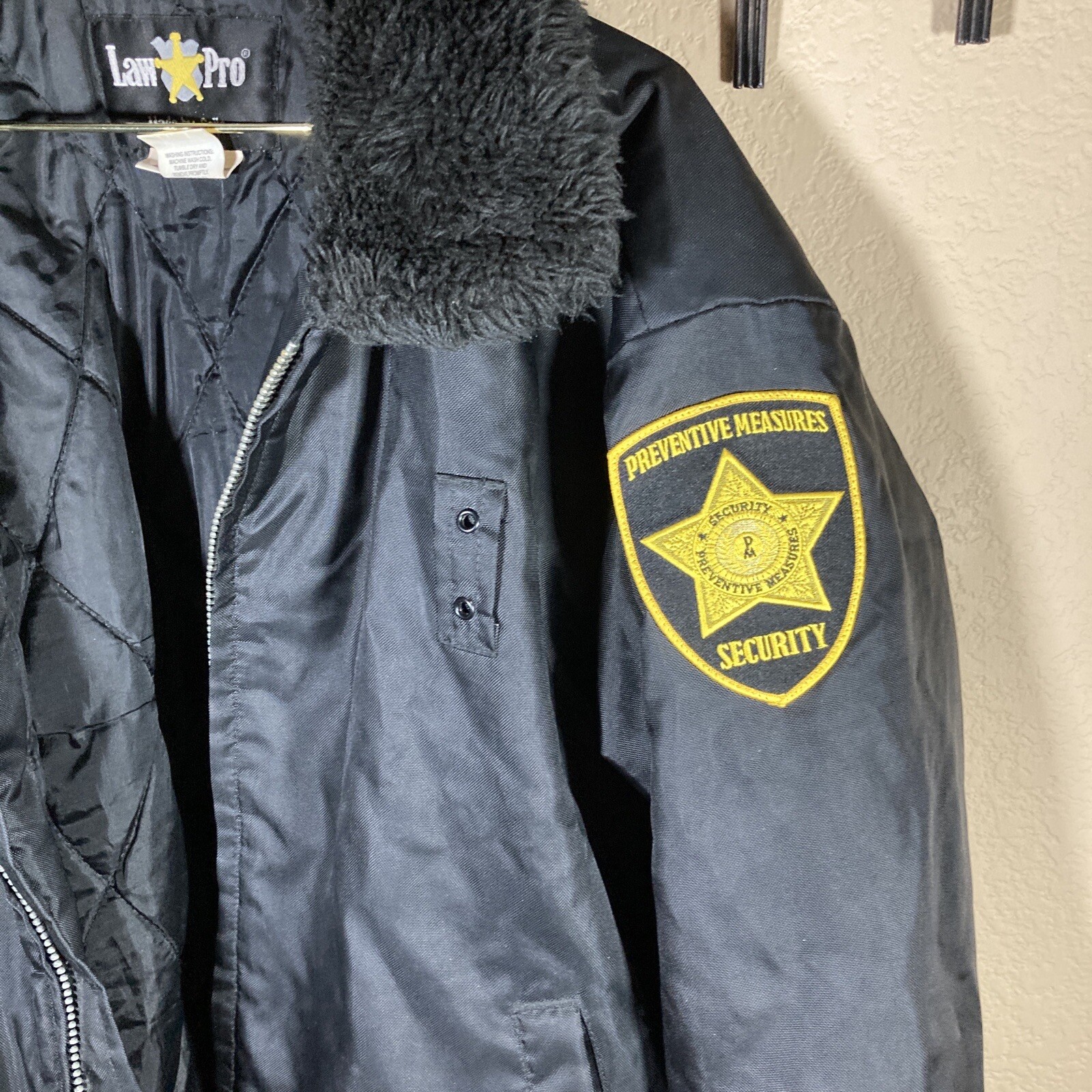 Security Black Jacket Size L - image 2