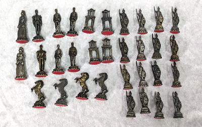 Lot De 7 Figurines En Plomb Le Seigneur Des Anneaux Jeu D'échecs