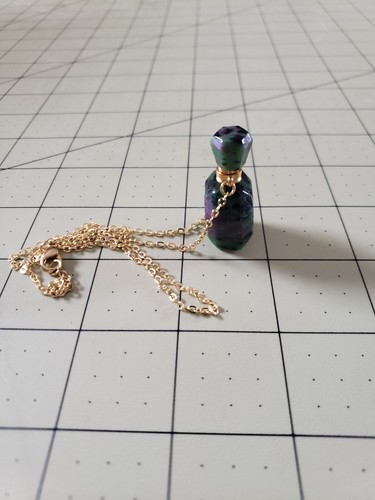 RUBY ZOIZITE BOTTLE GOLD TONE CHAIN NECKLACE - Picture 6 of 8
