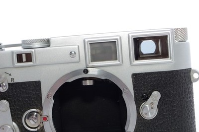 Leica M3 Single Stroke Rangefinder FILM camera. Case. Cap. CLA'd