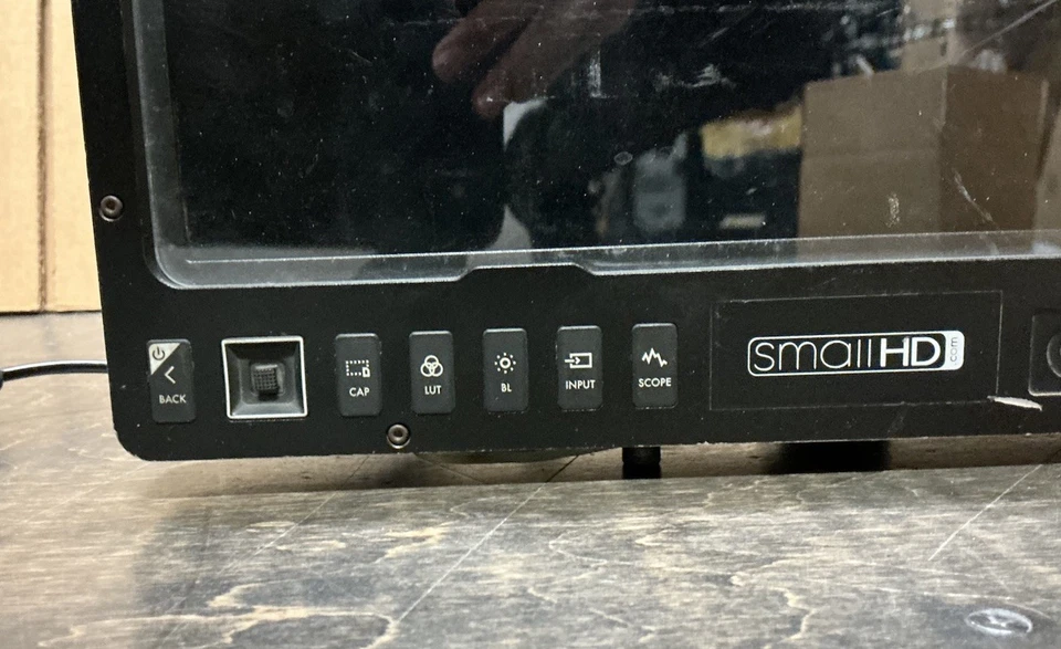 SmallHD 1303 HDR 13" LED Production Monitor w/ Battery Mount, Sun Hood & Case - Image 3 of 4